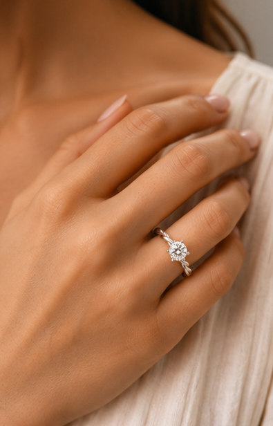 Eternal Vine | 1 Carat Moissanite Ring